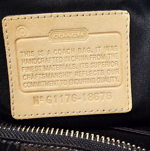 Coach Black Quilted Patent Leather Poppy Black Tote EUC - Picture 3 of 16